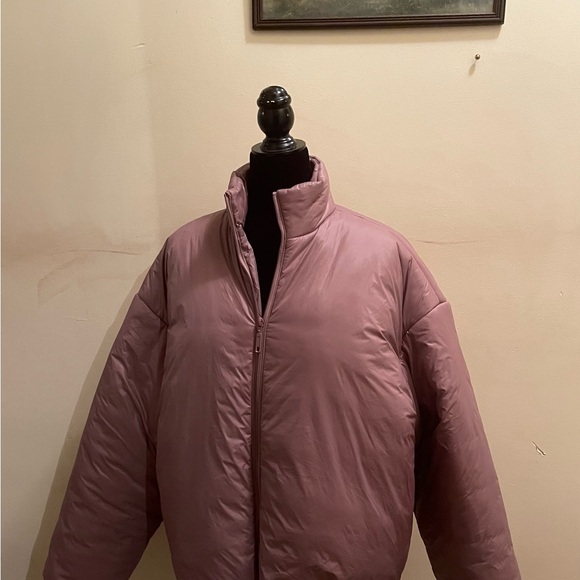 Urban Outfitters - Standard Cloth Men's Puffer Jacket - Picture 3 of 9